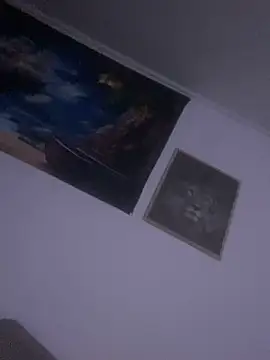 Elrubiolargo online show from December 12, 2024, 9:15 pm