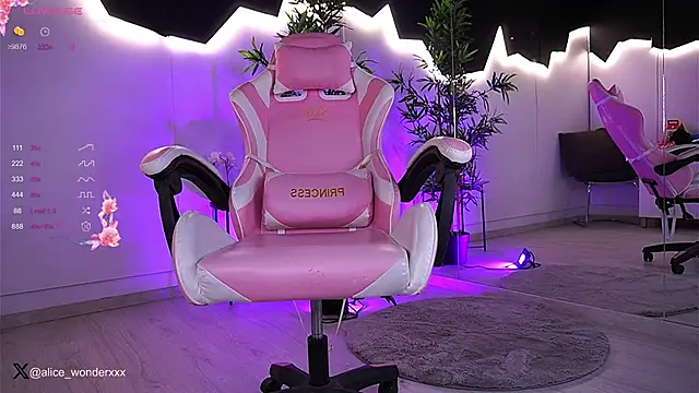 VanessaSimon online show from December 23, 2024, 6:00 am