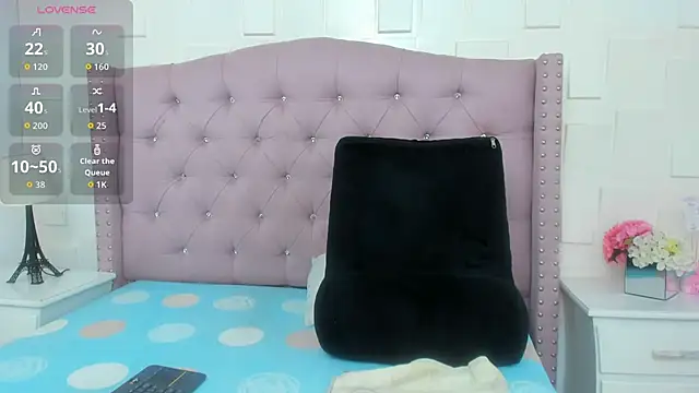 MonicaSchwartz online show from April 8, 2026, 3:23 pm