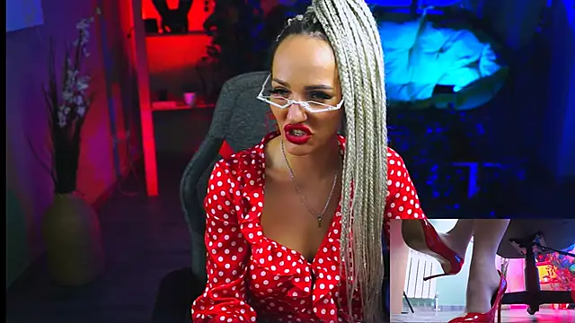 MonicaMaxwel online show from January 30, 2025, 6:21 pm