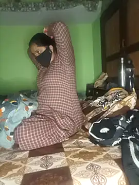 Snapshot of Nkumar173 chatting on December 14, 2024, 4:42 pm Nkumar173 online show from December 14, 2024, 4:42 pm