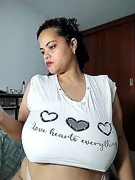 Snapshot of sweetpe chatting on February 1, 2026, 4:22 am sweetpe online show from February 1, 2026, 4:22 am