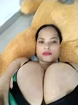 Snapshot of sweetpe chatting on February 28, 2026, 6:47 am sweetpe online show from February 28, 2026, 6:47 am