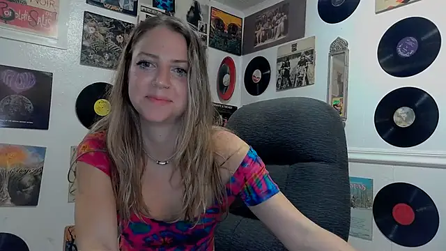 Snapshot of molly_witha_chance chatting on January 22, 2025, 3:52 am molly witha chance online show from January 22, 2025, 3:52 am