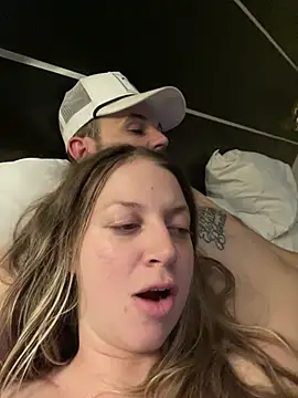 Snapshot of molly_witha_chance chatting on February 14, 2025, 11:21 am molly witha chance online show from February 14, 2025, 11:21 am