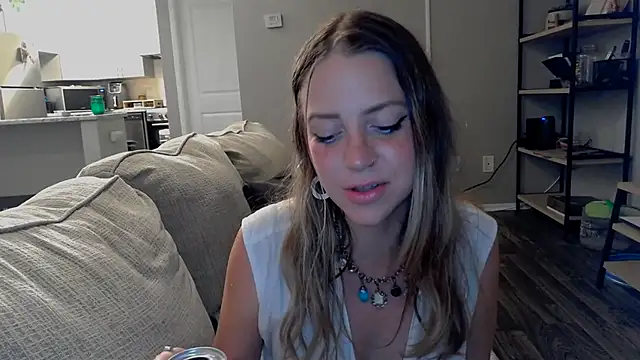 Snapshot of molly_witha_chance chatting on March 7, 2025, 12:26 am molly witha chance online show from March 7, 2025, 12:26 am