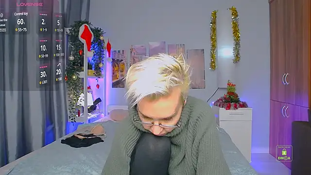 Snapshot of HelgaHimmell chatting on December 21, 2024, 1:47 am HelgaHimmell online show from December 21, 2024, 1:47 am