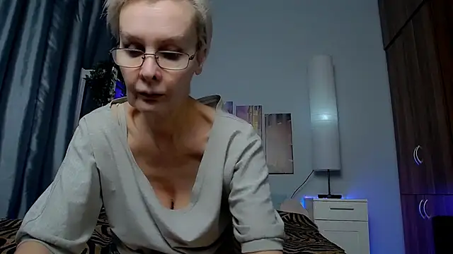 Snapshot of HelgaHimmell chatting on January 29, 2025, 6:54 am HelgaHimmell online show from January 29, 2025, 6:54 am