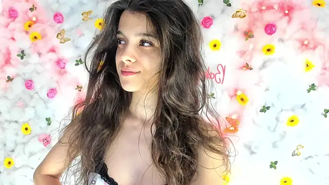 Snapshot of BabyAylin chatting on March 18, 2025, 4:58 am BabyAylin online show from March 18, 2025, 4:58 am