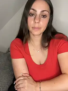 Loella-Rose online show from July 5, 2026, 11:01 pm