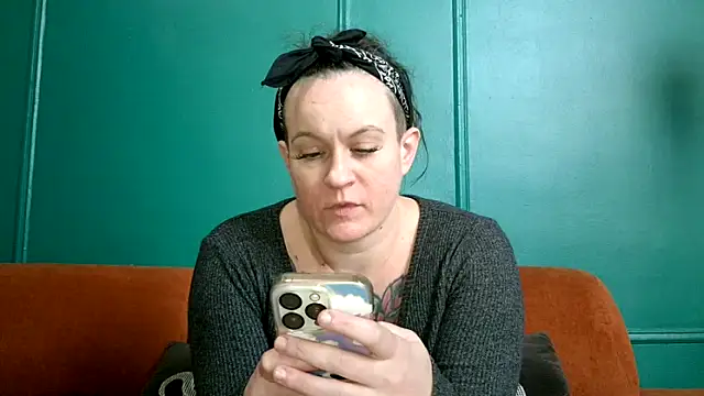 quinnmariexo online show from October 20, 2025, 9:15 pm