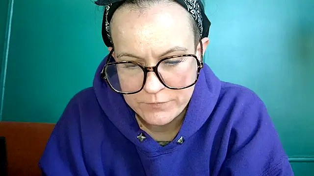 quinnmariexo online show from October 21, 2025, 8:20 pm