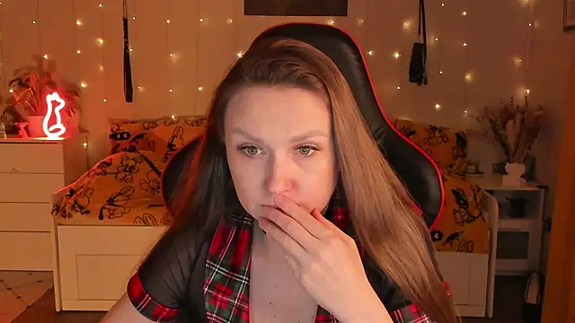 Snapshot of desperatehousewife__ chatting on September 9, 2025, 2:11 am desperatehousewife online show from September 9, 2025, 2:11 am