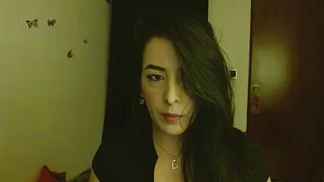 ella peck online show from July 19, 2026, 5:22 am