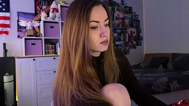 LinaWitch online show from June 22, 2026, 1:41 pm