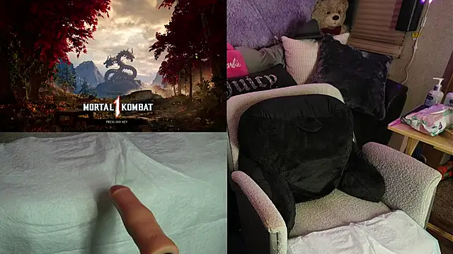 Snapshot of IndiaBlaze chatting on September 17, 2025, 11:06 pm IndiaBlaze online show from September 17, 2025, 11:06 pm