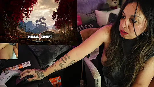 Snapshot of IndiaBlaze chatting on September 28, 2025, 3:12 am IndiaBlaze online show from September 28, 2025, 3:12 am