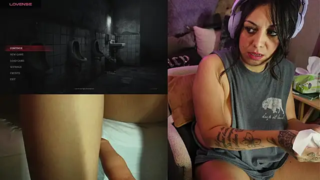 Snapshot of IndiaBlaze chatting on October 8, 2025, 2:31 am IndiaBlaze online show from October 8, 2025, 2:31 am