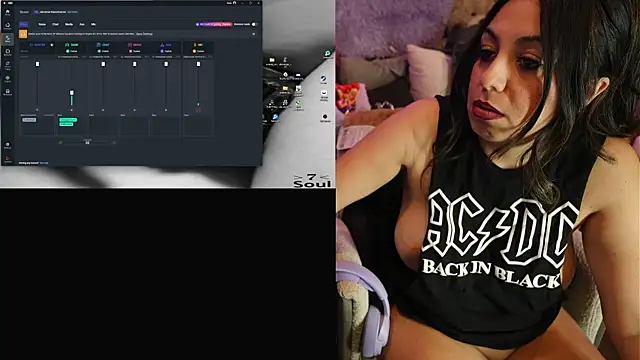 Snapshot of IndiaBlaze chatting on October 21, 2025, 3:07 am IndiaBlaze online show from October 21, 2025, 3:07 am