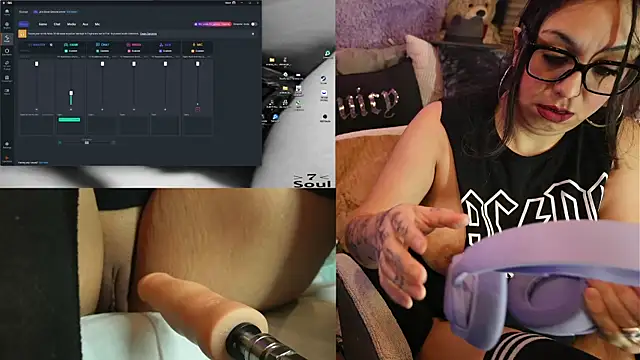 Snapshot of IndiaBlaze chatting on October 30, 2025, 3:19 am IndiaBlaze online show from October 30, 2025, 3:19 am