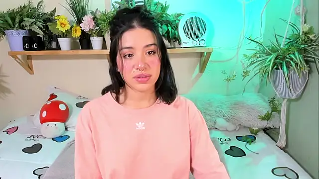 Snapshot of MiaaRose chatting on September 30, 2025, 7:52 pm MiaaRose online show from September 30, 2025, 7:52 pm