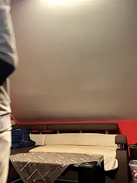 Snapshot of czruz chatting on October 3, 2025, 8:28 pm czruz online show from October 3, 2025, 8:28 pm