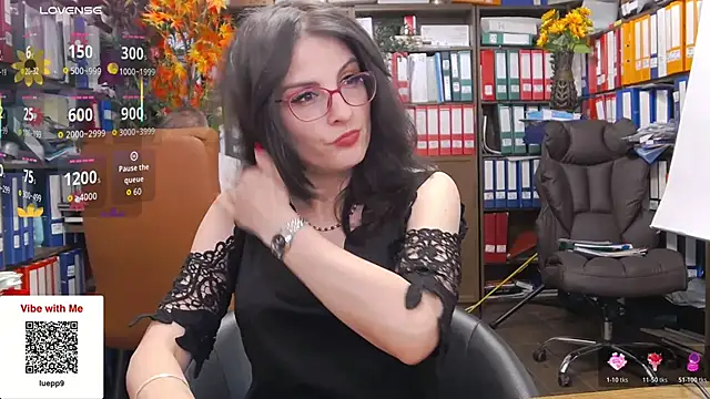 classyladyrellax online show from June 11, 2026, 12:25 pm