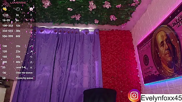 Snapshot of eve_foxx chatting on September 23, 2025, 8:23 pm eve foxx online show from September 23, 2025, 8:23 pm