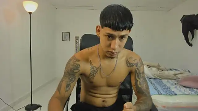 slim master12 online show from February 24, 2026, 9:24 pm