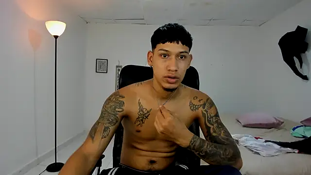 slim master12 online show from February 28, 2026, 9:27 pm