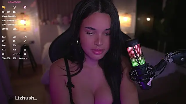 Snapshot of Lizhush_ chatting on March 16, 2025, 6:01 pm Lizhush online show from March 16, 2025, 6:01 pm