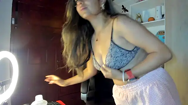 Isabellaa22 1 online show from February 20, 2026, 6:26 am