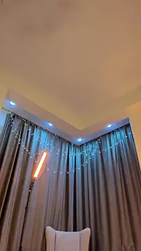 Snapshot of teasecake chatting on March 7, 2026, 2:41 am teasecake online show from March 7, 2026, 2:41 am