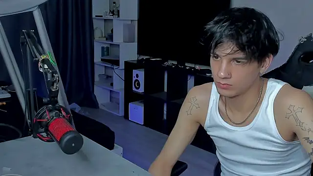 Snapshot of MarkBrowniii chatting on September 13, 2025, 2:44 am MarkBrowniii online show from September 13, 2025, 2:44 am