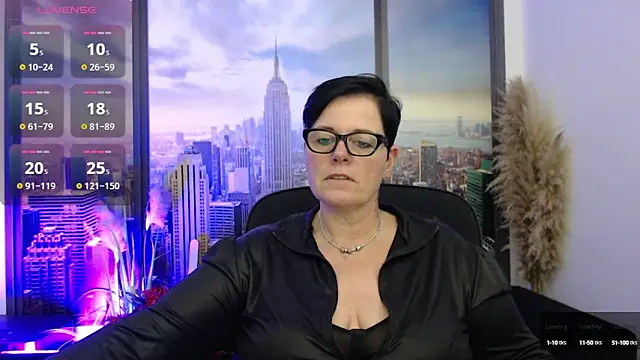 Snapshot of ninarandmann chatting on December 12, 2024, 6:42 pm ninarandmann online show from December 12, 2024, 6:42 pm