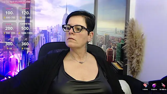 Snapshot of ninarandmann chatting on March 14, 2025, 6:39 pm ninarandmann online show from March 14, 2025, 6:39 pm