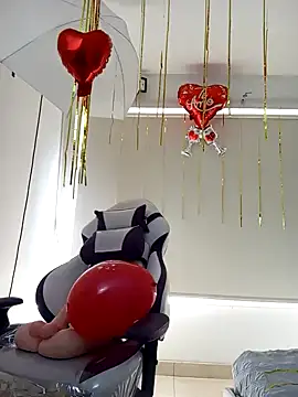 Snapshot of Natasha_milf__ chatting on February 6, 2025, 2:26 pm Natasha milf online show from February 6, 2025, 2:26 pm