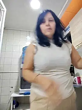 Snapshot of Natasha_milf__ chatting on October 31, 2025, 1:01 pm Natasha milf online show from October 31, 2025, 1:01 pm