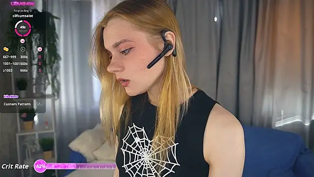 MariamAven online show from September 14, 2025, 6:01 am