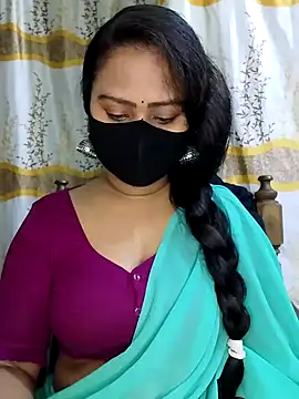 Idhika Paul online show from February 7, 2025, 1:53 pm