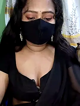 Idhika Paul online show from February 8, 2025, 7:05 pm