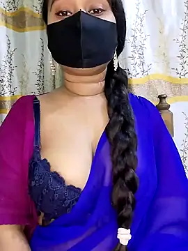 Idhika Paul online show from February 9, 2025, 5:33 pm