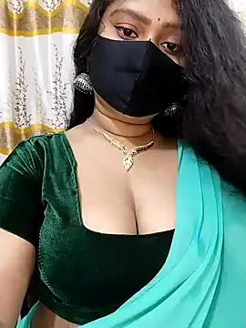 Idhika Paul online show from February 17, 2025, 9:52 pm