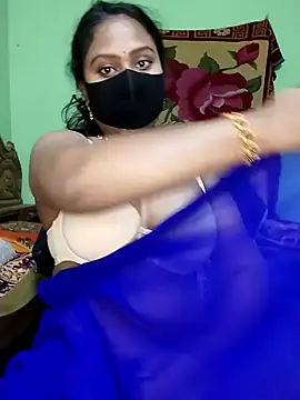 Idhika Paul online show from March 8, 2025, 6:05 pm