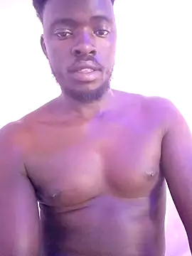 Snapshot of MaskedGQ chatting on October 8, 2025, 10:13 am MaskedGQ online show from October 8, 2025, 10:13 am