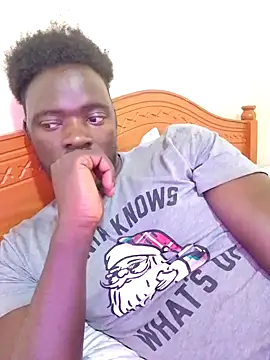 Snapshot of MaskedGQ chatting on October 20, 2025, 10:49 am MaskedGQ online show from October 20, 2025, 10:49 am