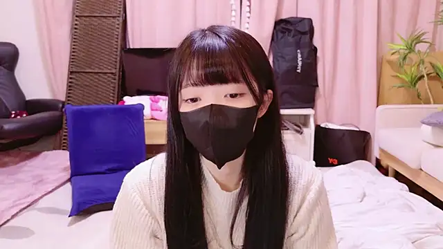 Snapshot of irohani_usagi chatting on October 27, 2025, 11:03 am irohani usagi online show from October 27, 2025, 11:03 am