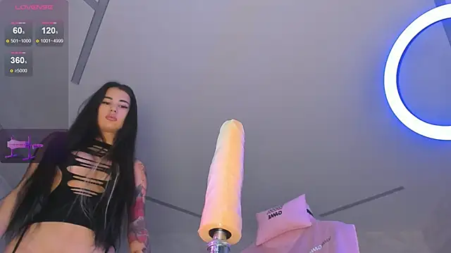 maakimo online show from January 23, 2025, 3:26 am