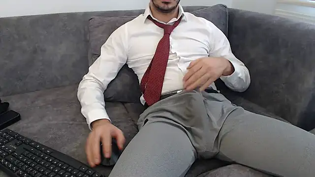 Naughtb0y online show from February 9, 2026, 1:26 pm