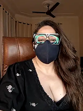 SEXY-Sardarni online show from July 18, 2026, 2:54 pm